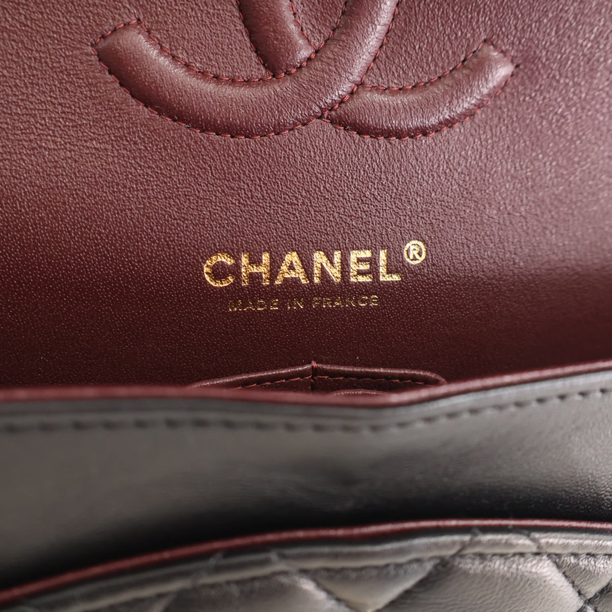 Pre-Owned Chanel Classic Double Flap Medium Lambskin Bag, logo detail, photo 14 of 16