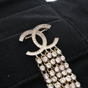 Chanel CC Crystal Pearl Dro...