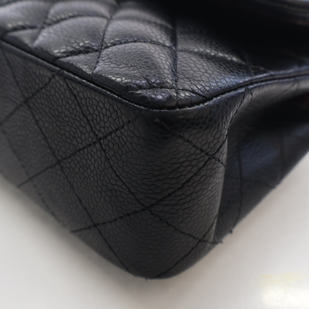 Pre-Owned Chanel Classic Double Flap Small Caviar Leather Bag, corner and edge detail, photo 8 of 19