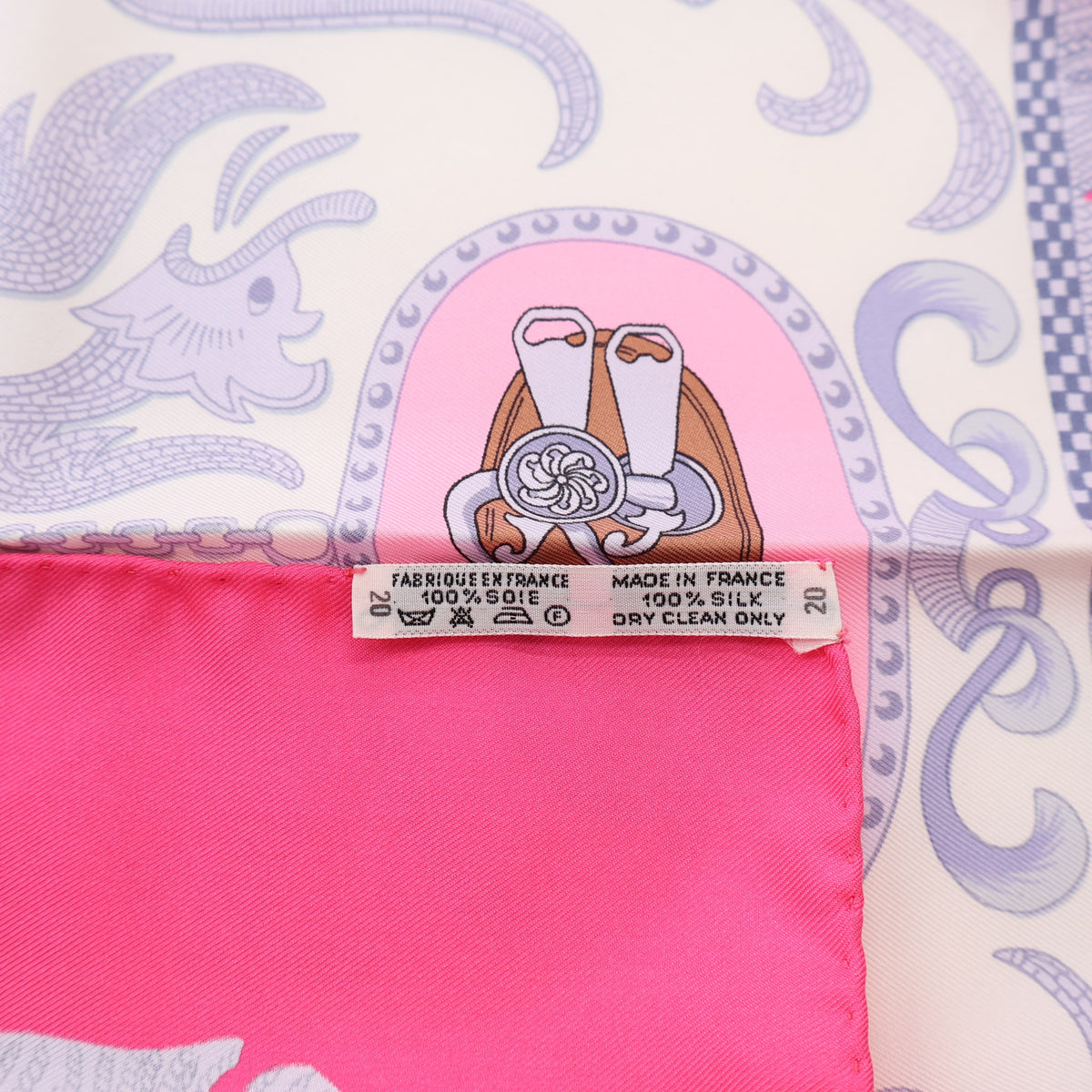 Pre-Owned Hermès Scarf Silk La Presentation, interior label and date code