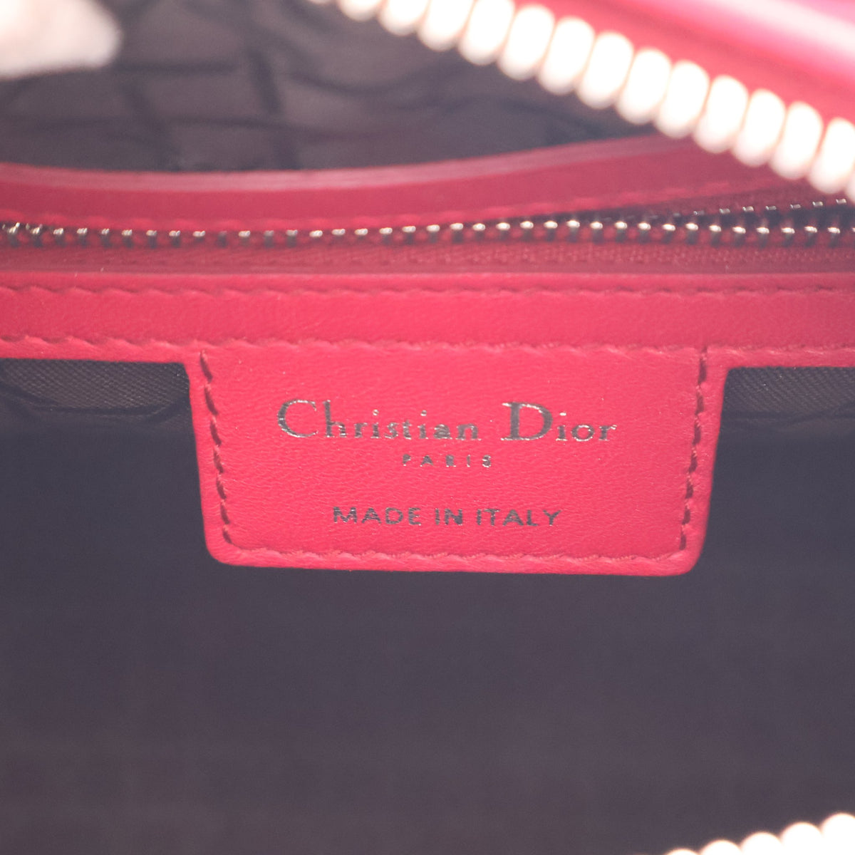 Pre-Owned Christian Dior Lady Dior Medium Lambskin, logo detail