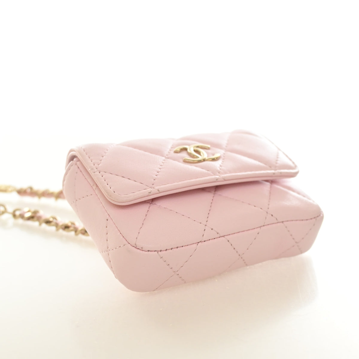 Chanel Lambskin Pearl Belt Bag, photo 4 of 15