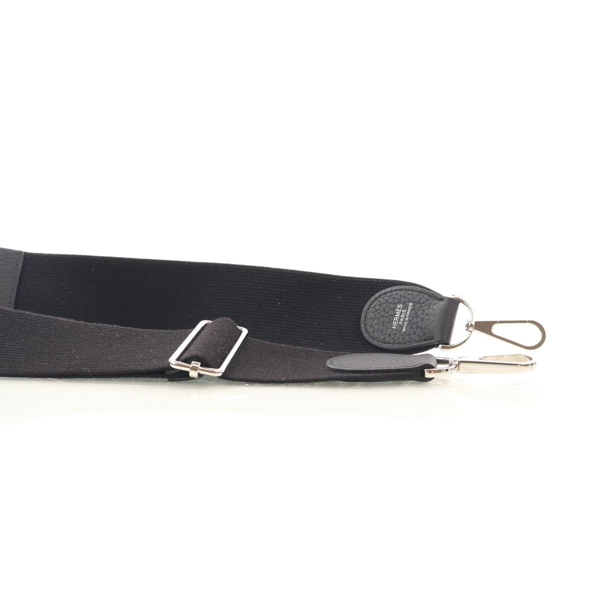 Pre-Owned Hermès Evelyne 29 Noir Togo Leather, detail view