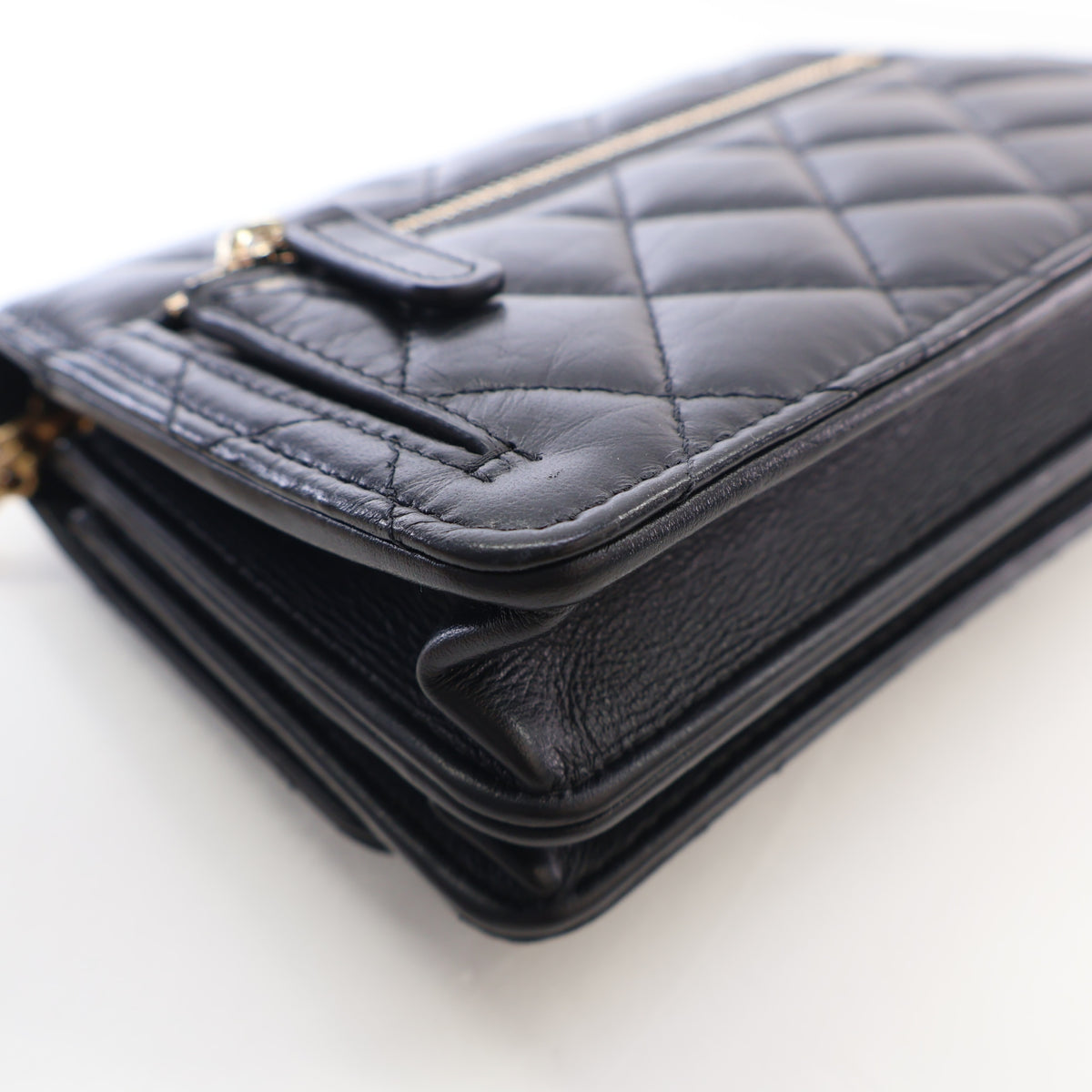 Pre-Owned Chanel Wallet On Chain Small Calfskin Reissue 2.55 WOC, side profile, photo 12 of 16