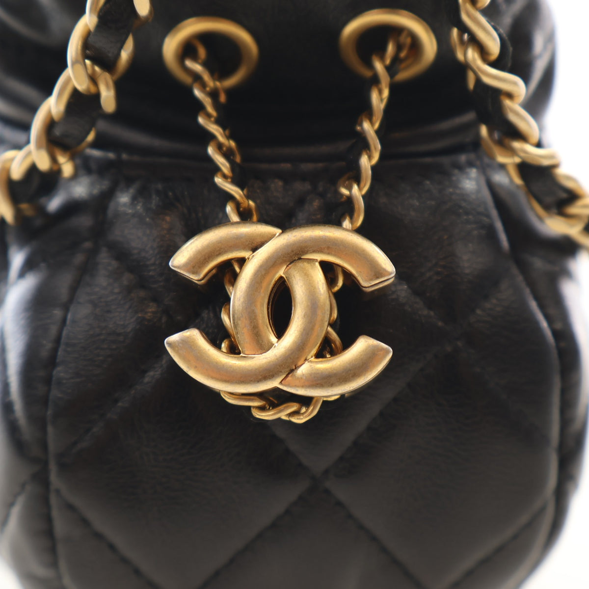 Chanel Lambskin Drawstring Round Bucket Clutch With Strap, photo 4 of 15