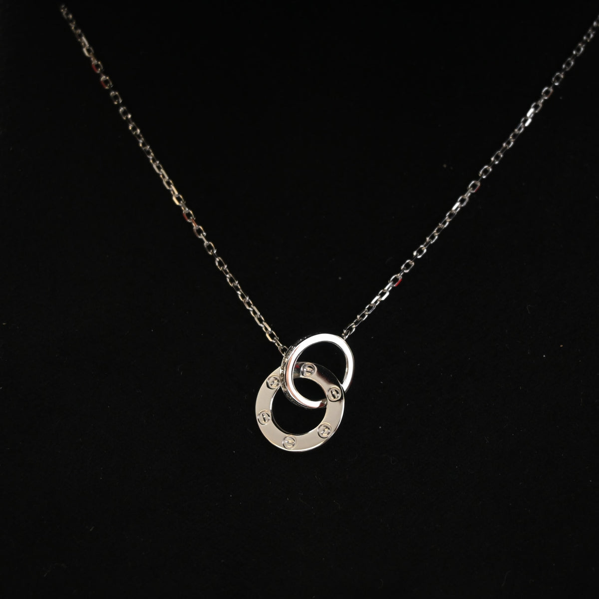 Pre-Owned Cartier Pendant Diamonds Pave Love, detail
