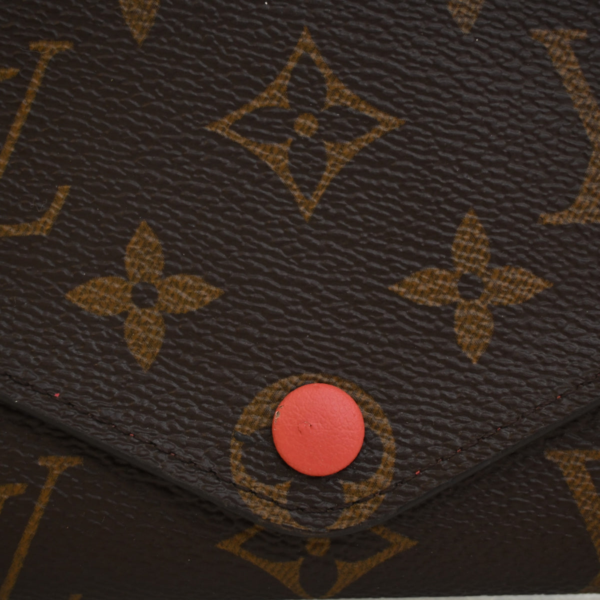 Pre-Owned Louis Vuitton Wallet Monogram Josephine, hardware close-up