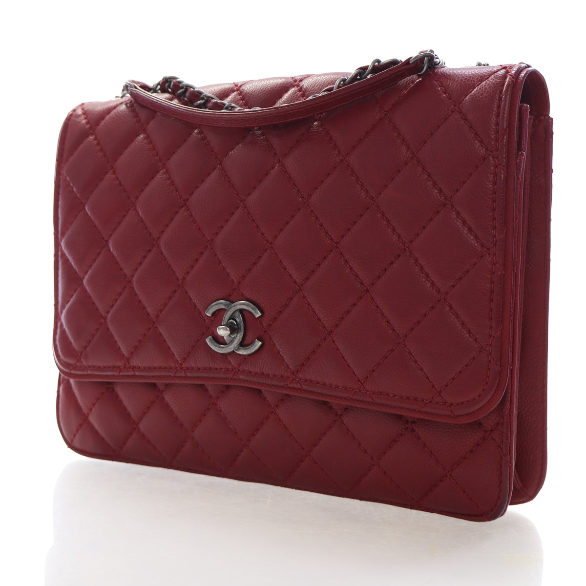 Pre-Owned Chanel Flap Bag Jumbo Caviar Leather Classic Single, front view, photo 3 of 17