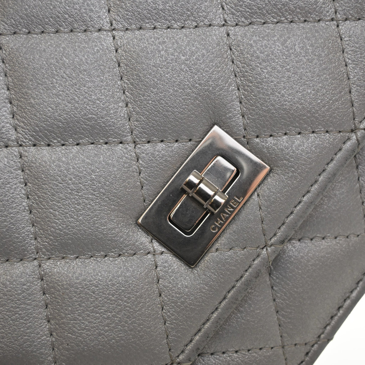 Chanel Lambskin Reissue Wallet On Chain, photo 4 of 24