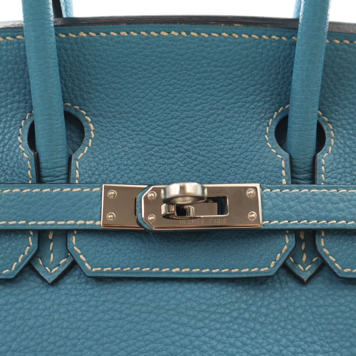 Pre-Owned Hermès Birkin 25 Bleu Jean Togo Leather, silver hardware close-up