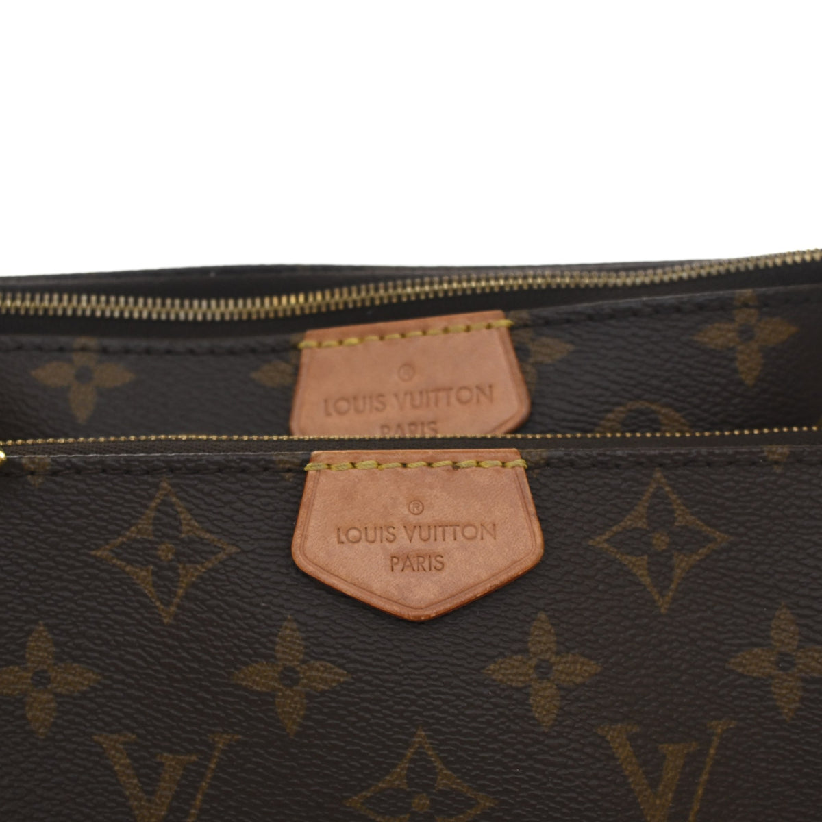 Pre-Owned Louis Vuitton Pochette Monogram Multi Accessoires, gold embossed logo detail