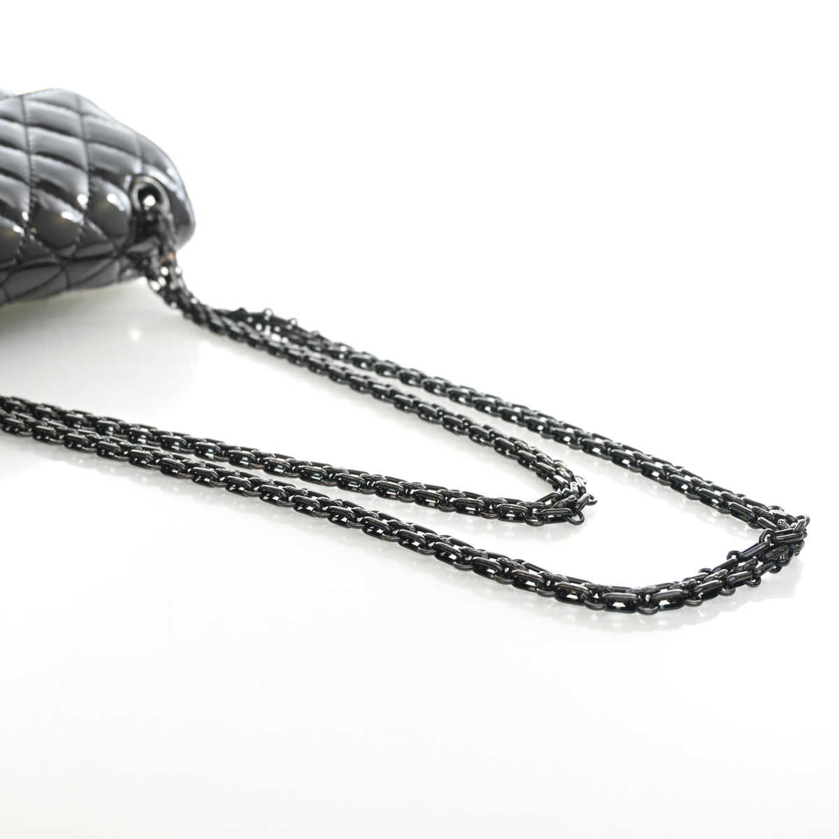 Pre-Owned Chanel Flap Bag 224 Patent Leather Reissue 2.55, strap and chain detail