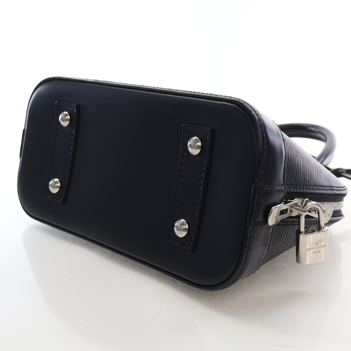 Louis Vuitton Epi Alma BB, photo 8 of 19