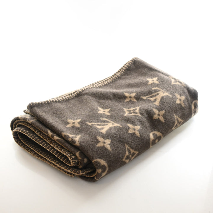 Louis Vuitton Neo Monogram Blanket