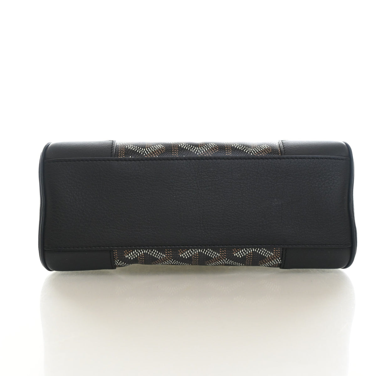 Pre-Owned Goyard Mini Goyardine Saigon, base and feet view, photo 8 of 13