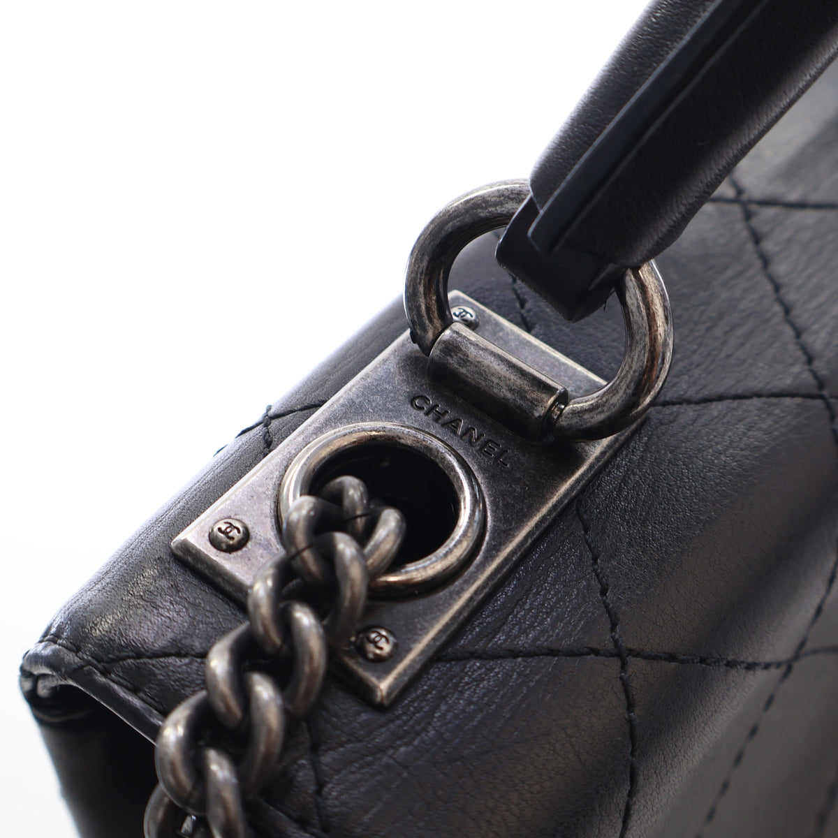 Pre-Owned Chanel Flap Bag Medium Calfskin Urban Luxury, silver hardware close-up