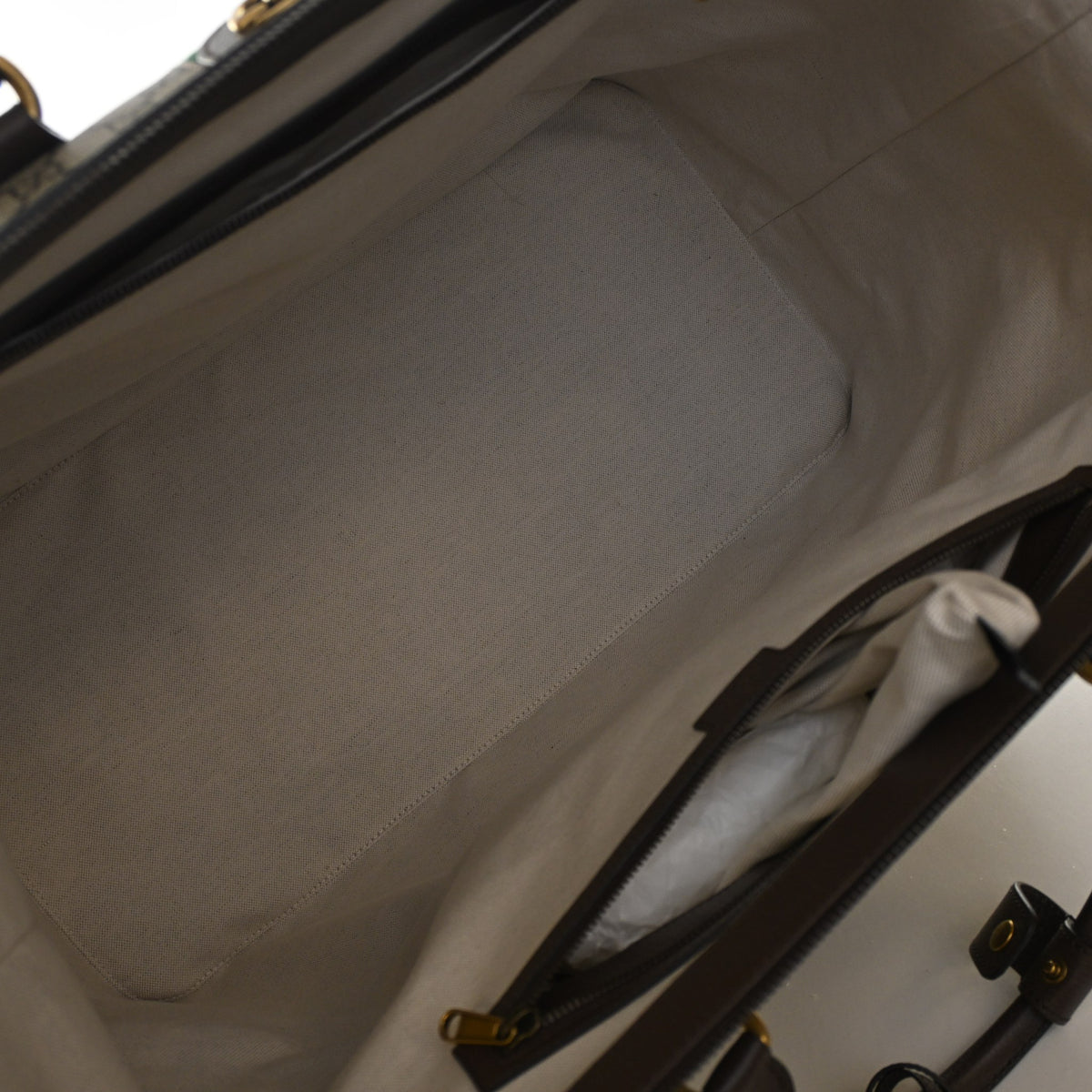Gucci Large GG Supreme Savoy Duffle, photo 11 of 13