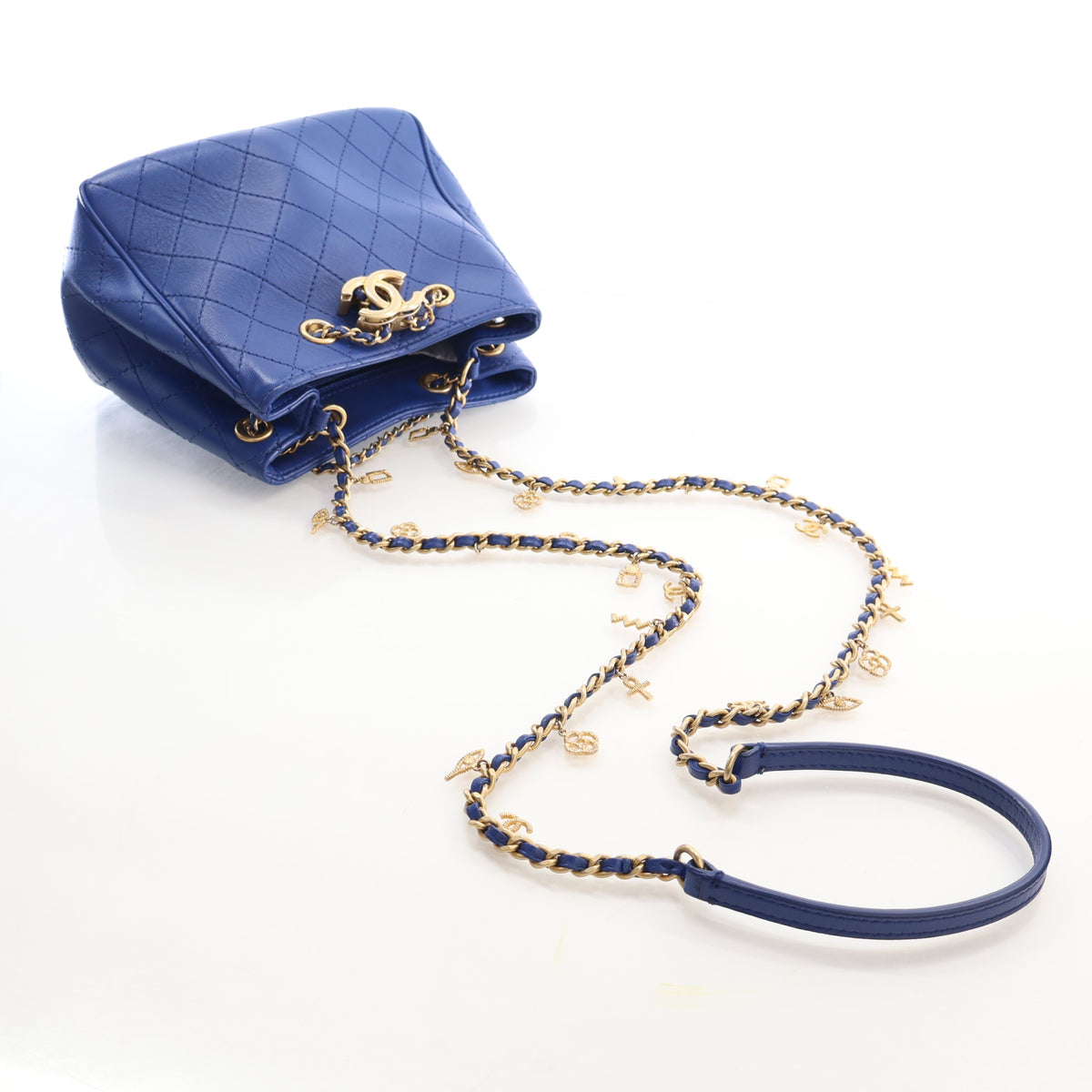 Pre-Owned Chanel Bucket Bag Mini Calfskin Egyptian Amulet Drawstring, strap detail