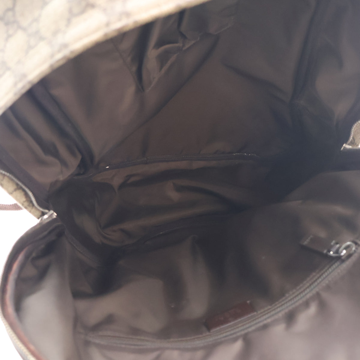 Pre-Owned Gucci Backpack GG Plus Monogram, open interior