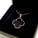 Van Cleef & Arpels Onyx...