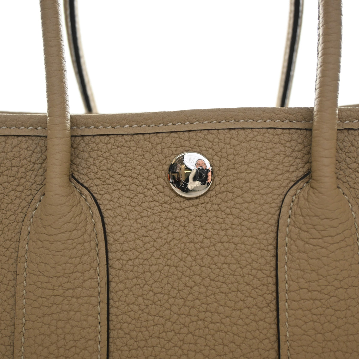 Pre-Owned Hermès 23 Trench Negonda Neo Garden Party, silver hardware close-up