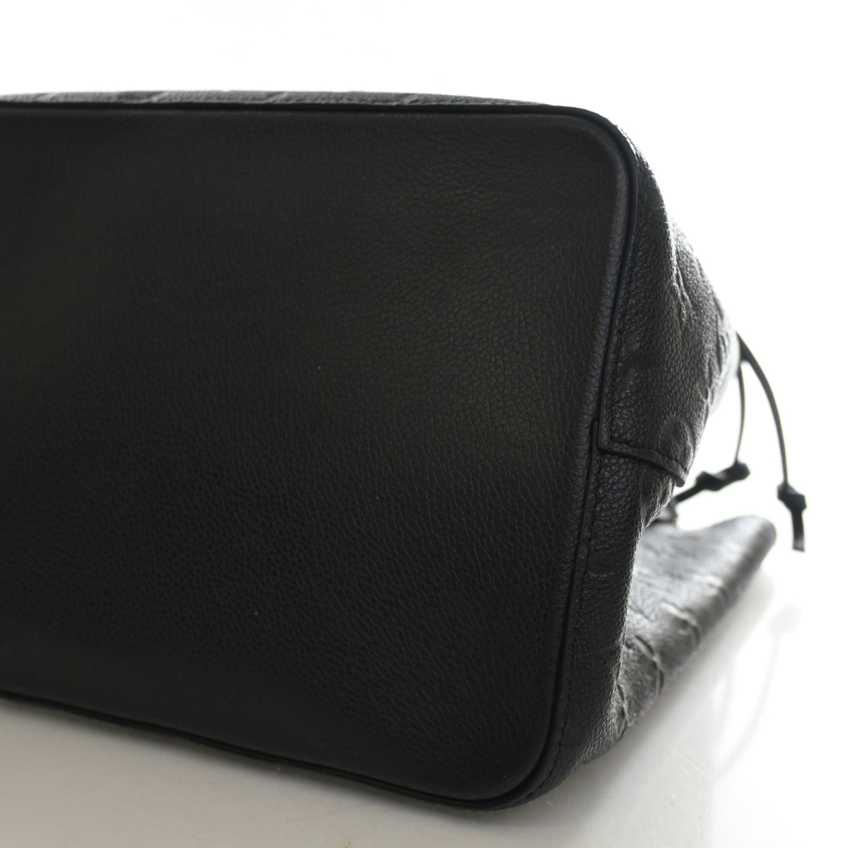 Louis Vuitton Monogram Empriente Neo Noe MM, photo 7 of 11