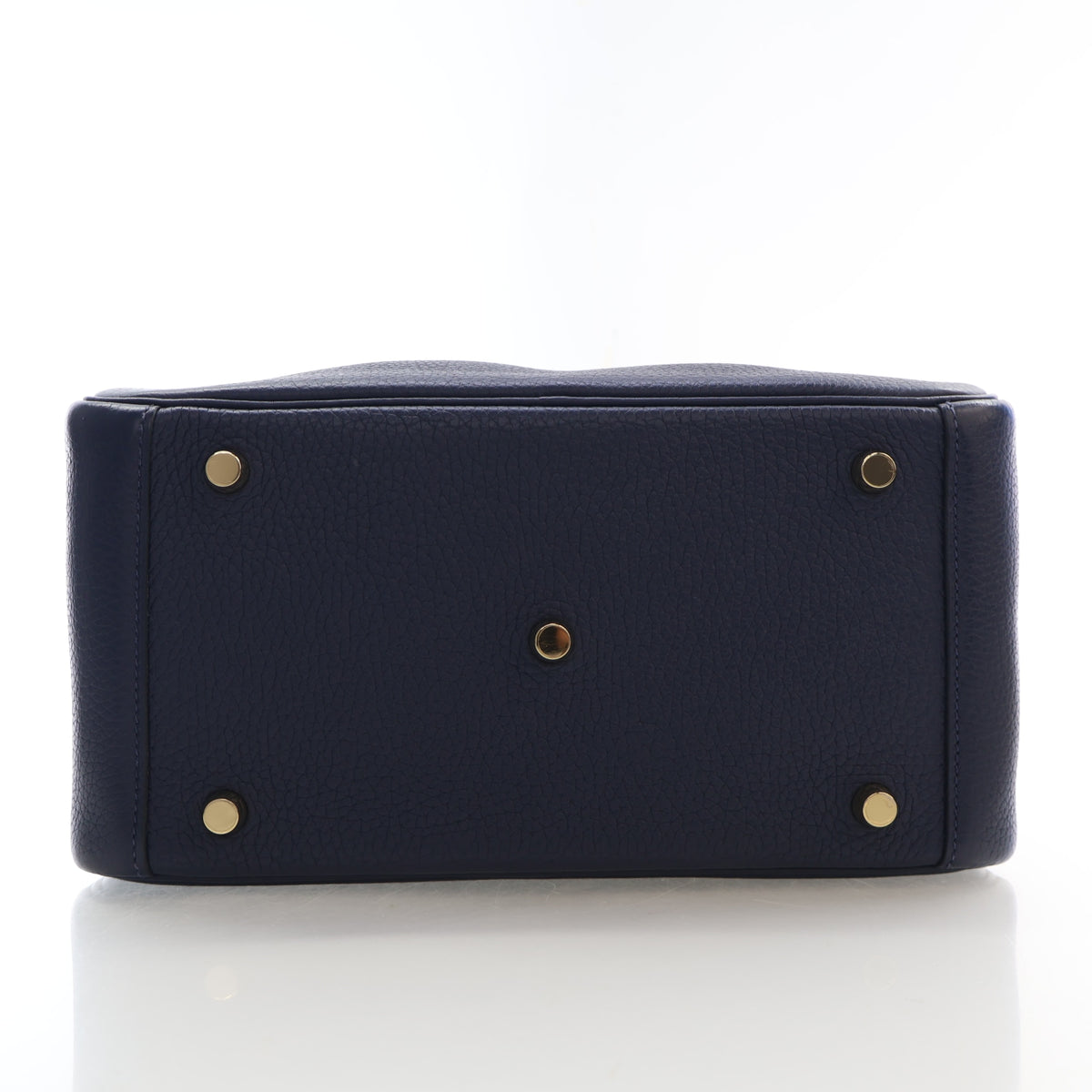 Pre-Owned Hermès Lindy 30 Bleu Nuit Clemence Leather, base and feet view, photo 10 of 17