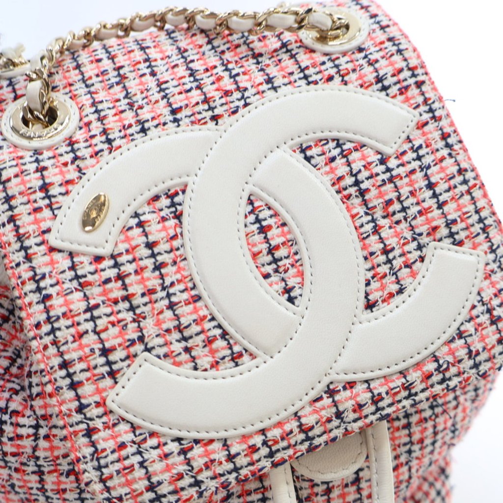 Pre-Owned Chanel Backpack Tweed CC Mania, gold embossed logo detail