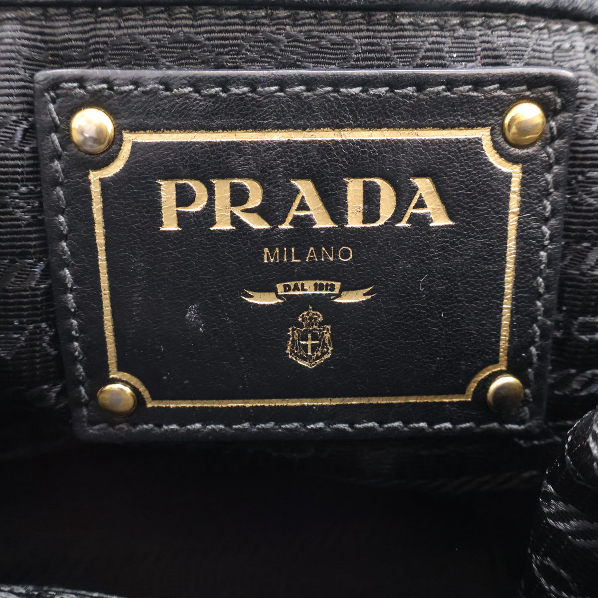 Pre-Owned Prada Shoulder Bag Medium Nappa Leather Gaufre, logo detail