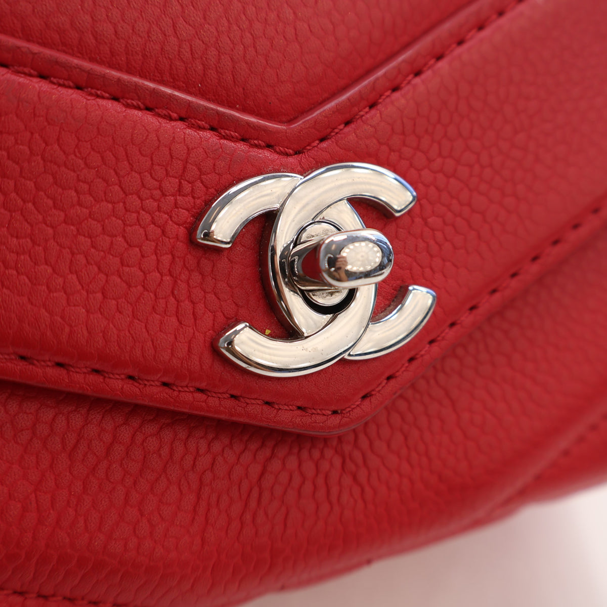 Chanel Mini Caviar Chevron Single Flap Bag, photo 4 of 19