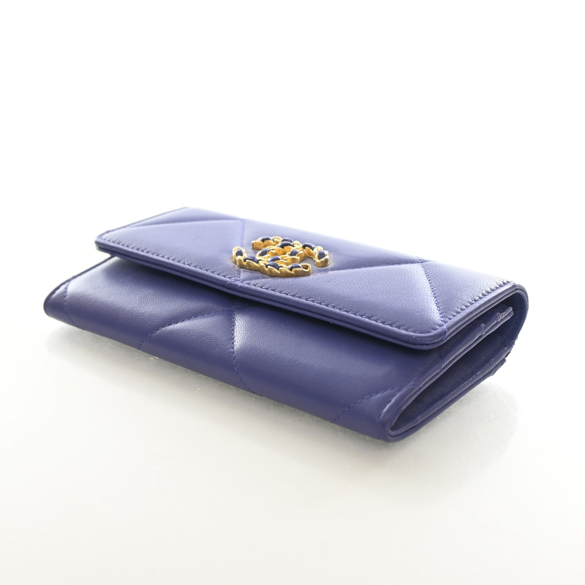 Chanel Goatskin 19 Flap Wallet, photo 7 of 12