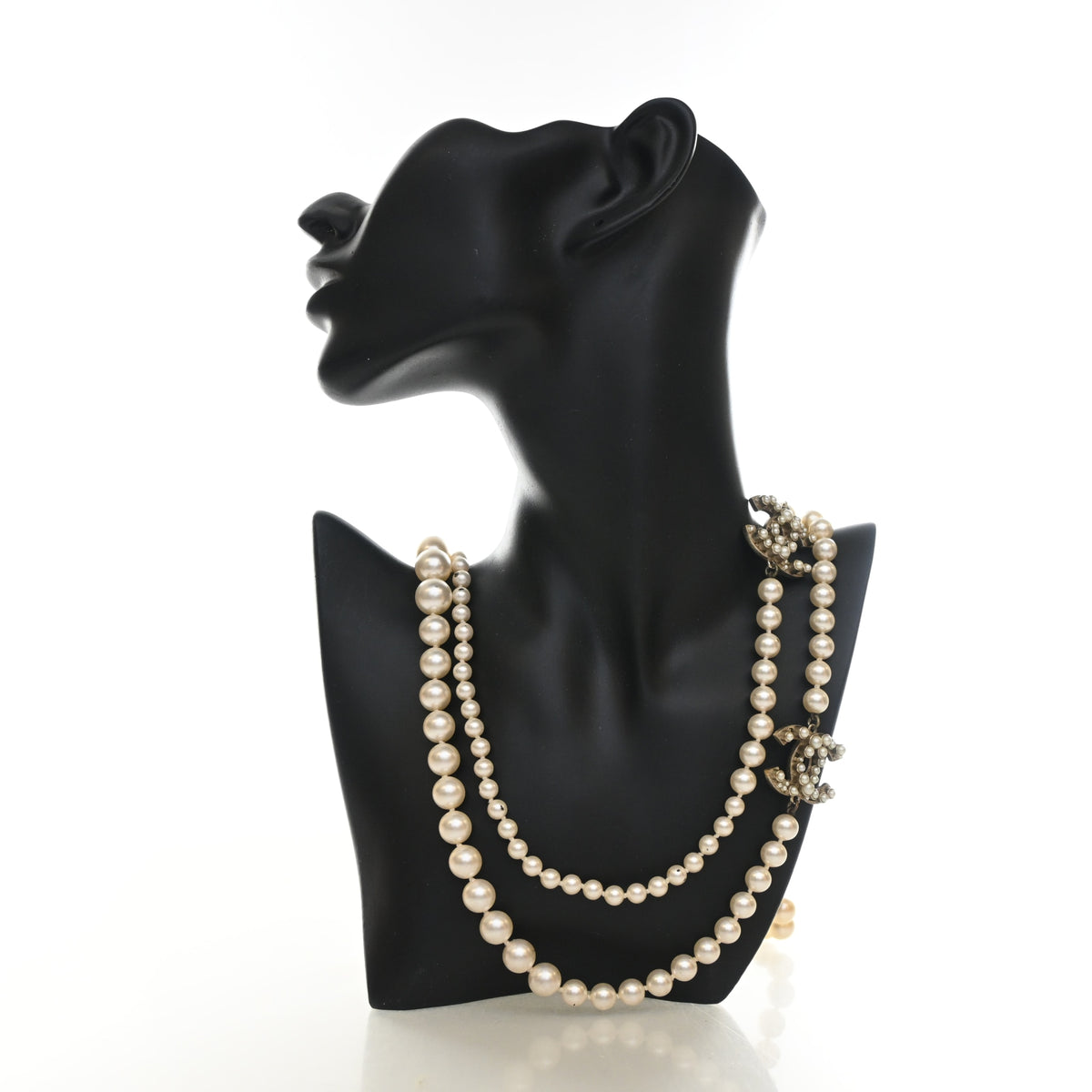 Chanel CC Long Pearl Necklace, photo 8 of 10