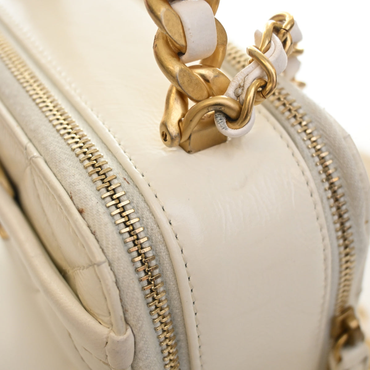 Pre-Owned Chanel Top Handle Mini Calfskin Vanity With Chain, gold hardware close-up, photo 16 of 19
