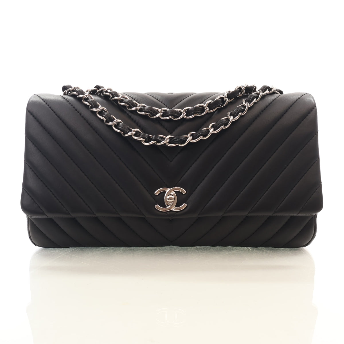 Chanel Jumbo Lambskin Chevron Single Flap Bag, photo 1 of 15