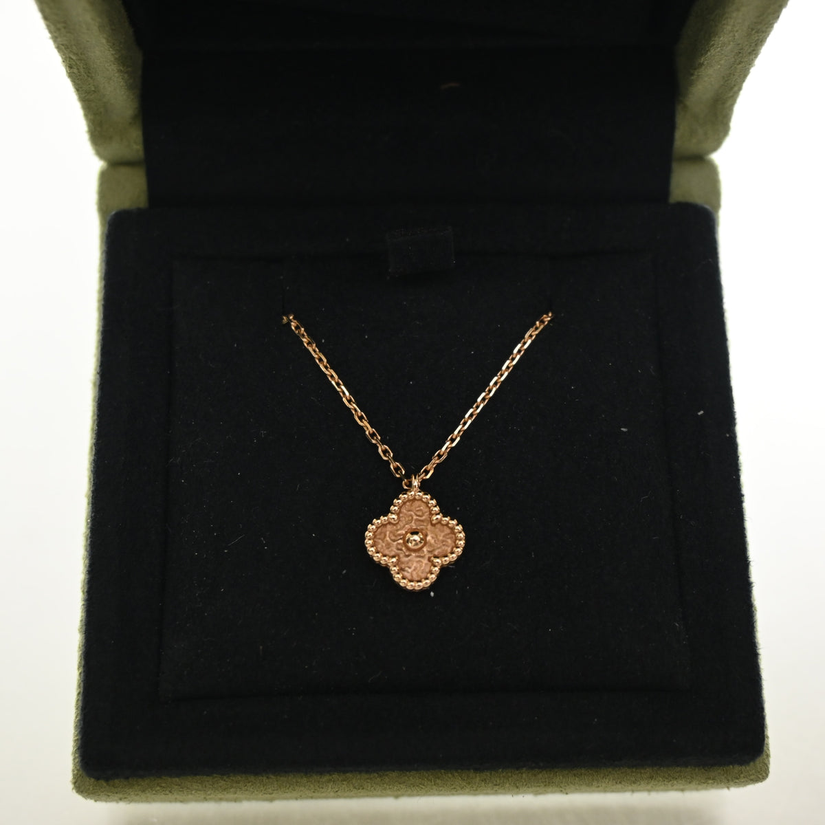 Van Cleef and Arpels Sweet Alhambra Necklace, photo 2 of 7