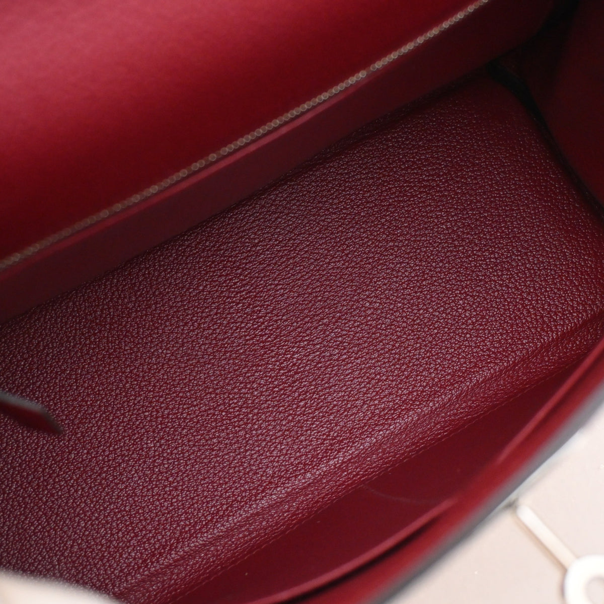 Hermès Rouge Grenat Togo Kelly 28, photo 13 of 16