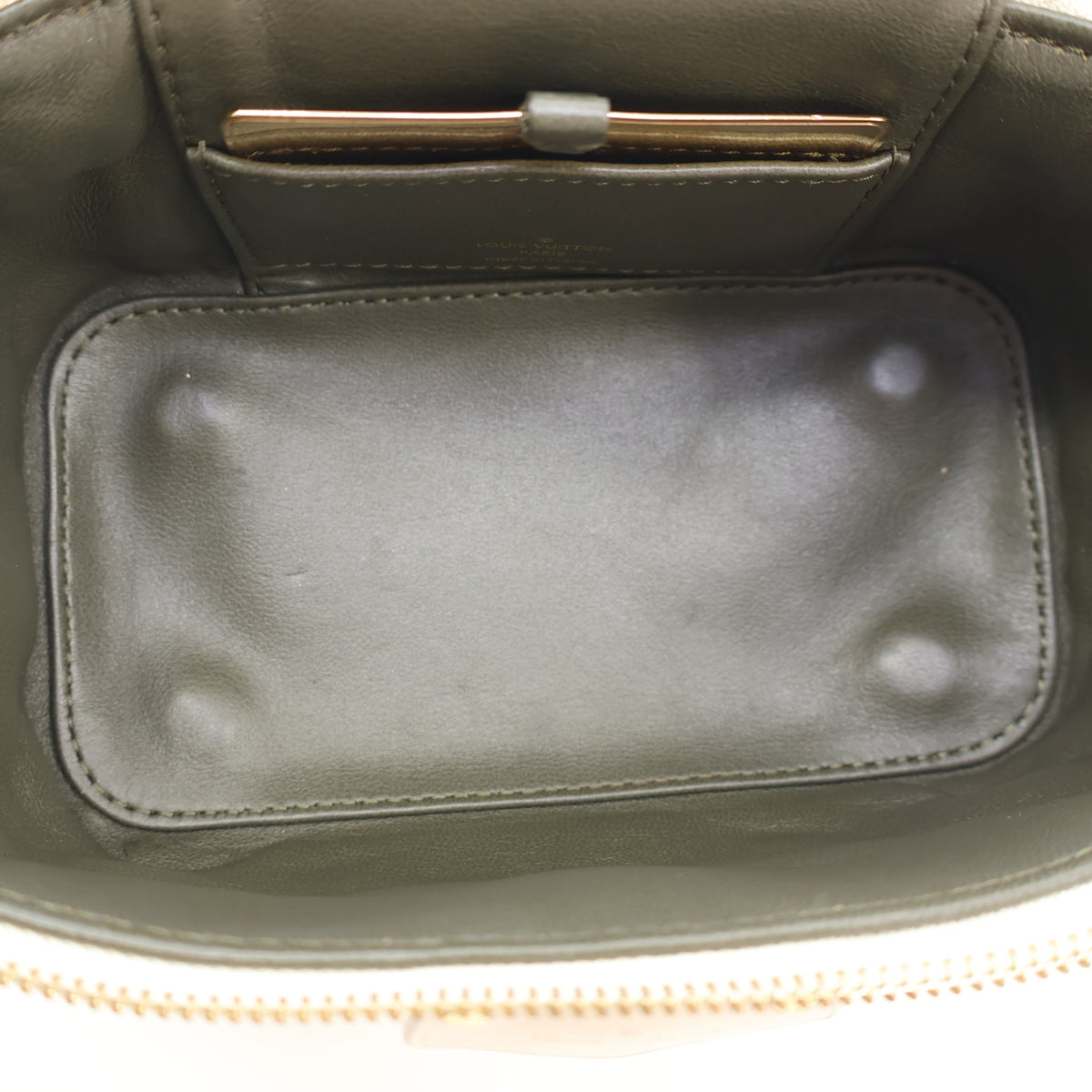 Louis Vuitton Monogram Embossed Lambskin Coussin Vanity PM, photo 15 of 16