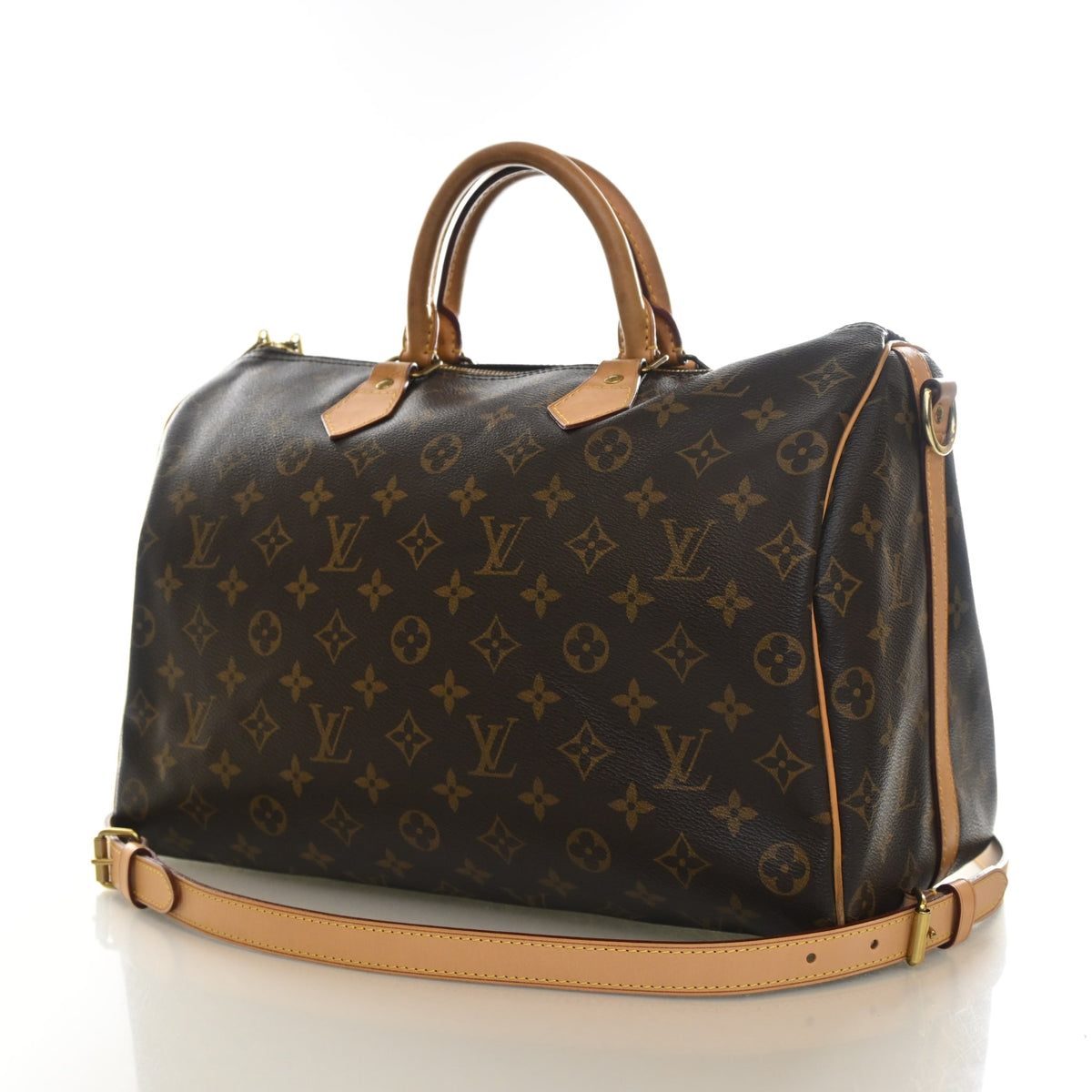 Pre-Owned Louis Vuitton Speedy Bandouliere 35 Monogram, three-quarter view, photo 3 of 23