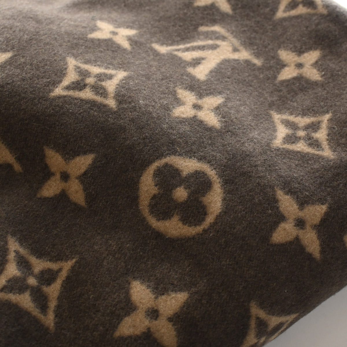 Pre-Owned Louis Vuitton Neo Monogram Blanket, detail