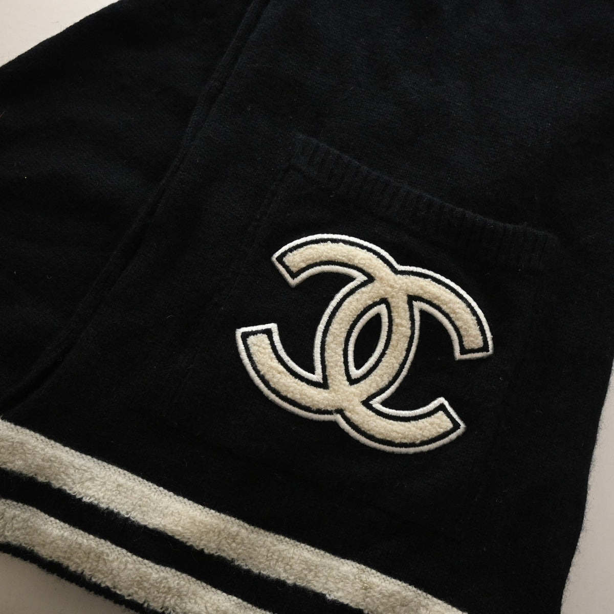 Chanel Cashmere CC Scarf, photo 3 of 7