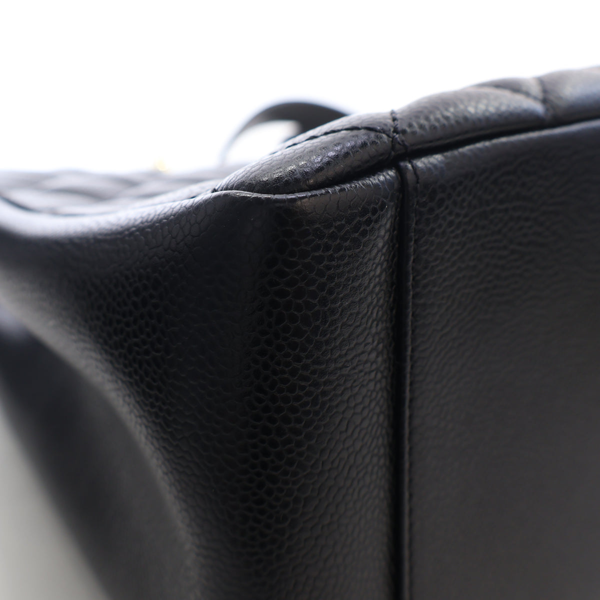 Chanel Caviar Grand Shopping Tote, photo 6 of 17