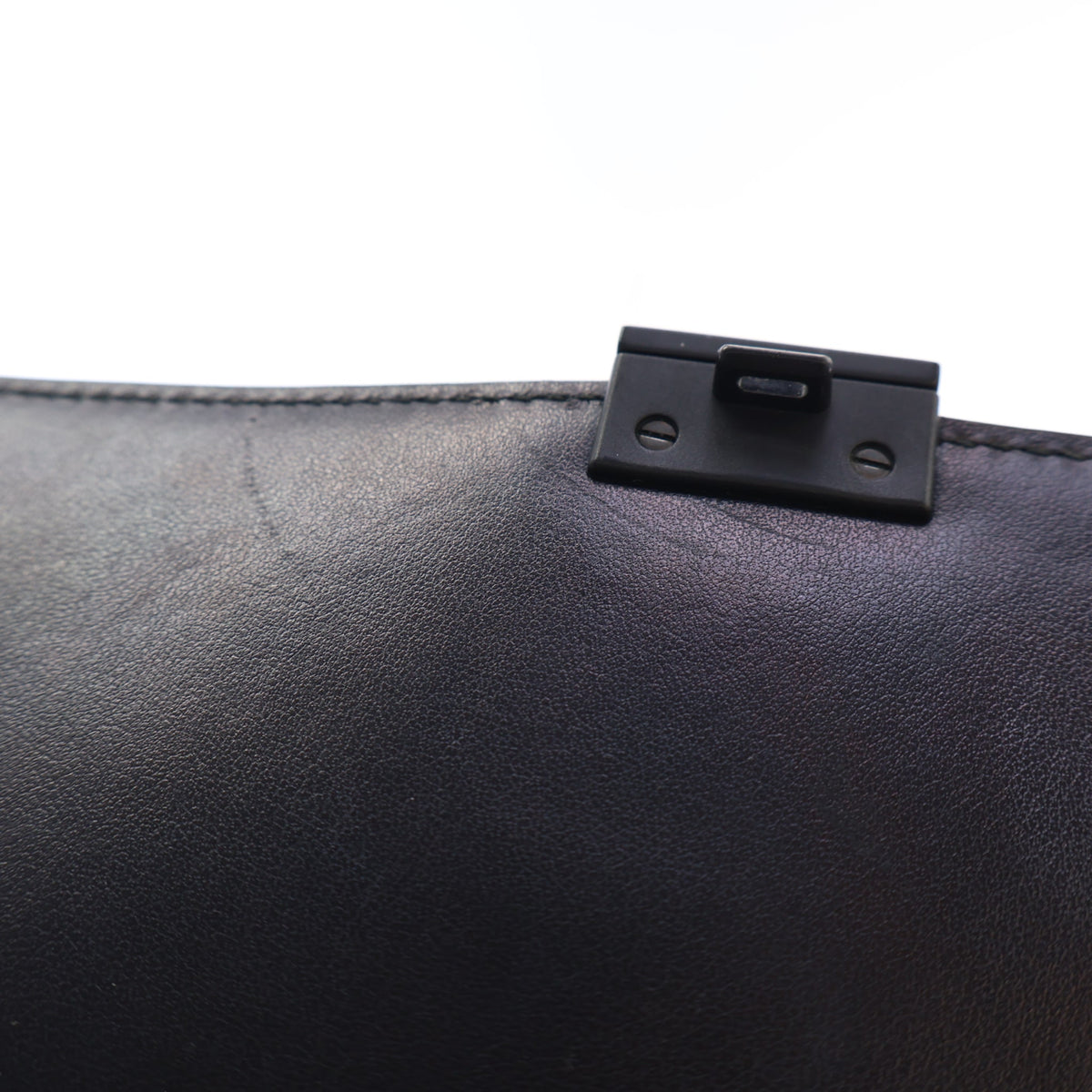 Pre-Owned Prada Shoulder Bag Saffiano City Lights Elektra, hardware close-up, photo 19 of 23