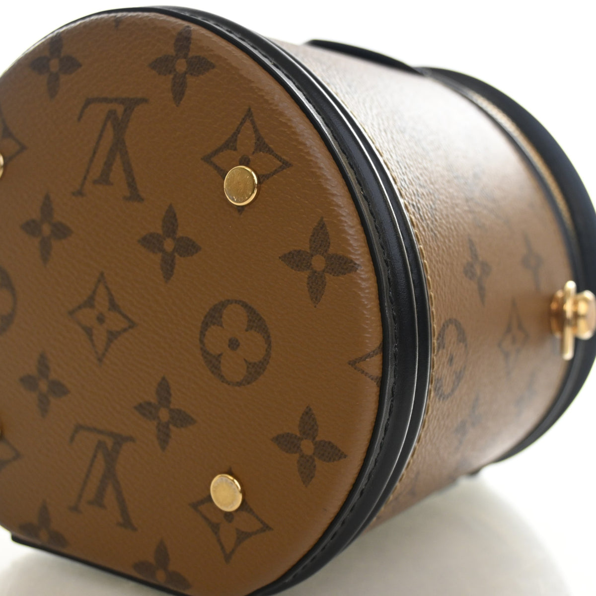 Pre-Owned Louis Vuitton Reverse Monogram Cannes, base and feet view, photo 9 of 13