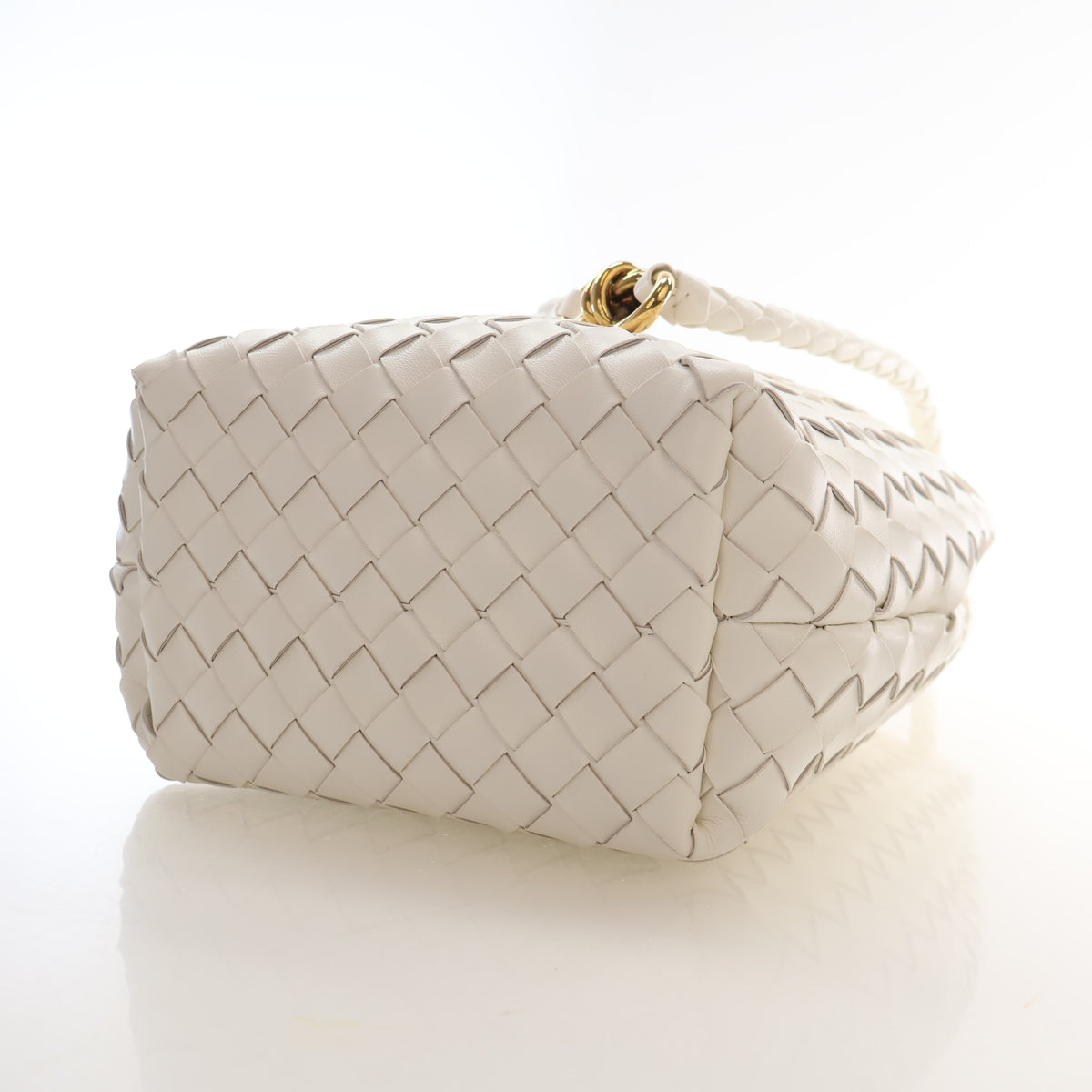 Pre-Owned Bottega Veneta Andiamo Small Intrecciato Lambskin Bucket, base view