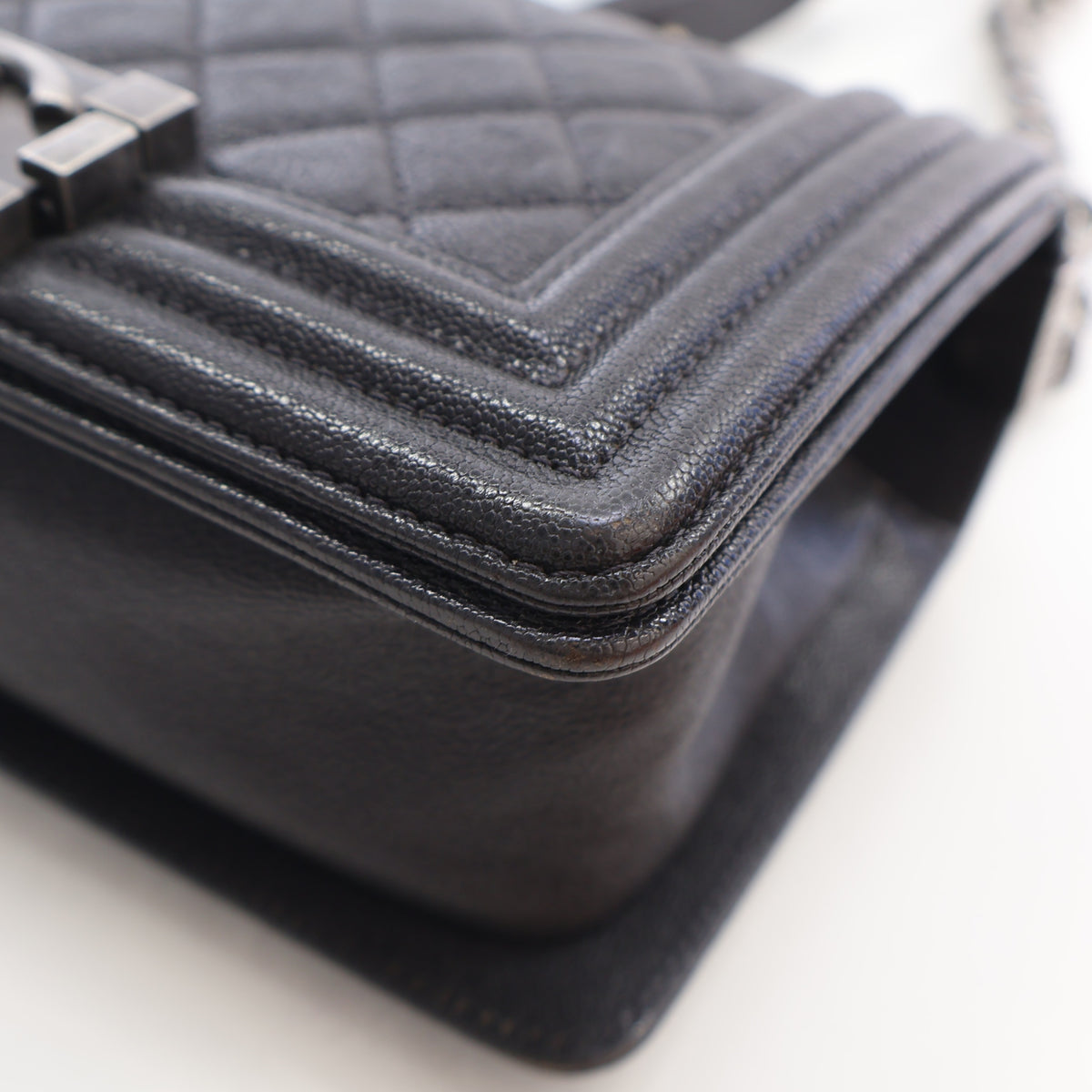 Pre-Owned Chanel Boy Bag Small Caviar Leather, corner and edge detail, photo 8 of 17
