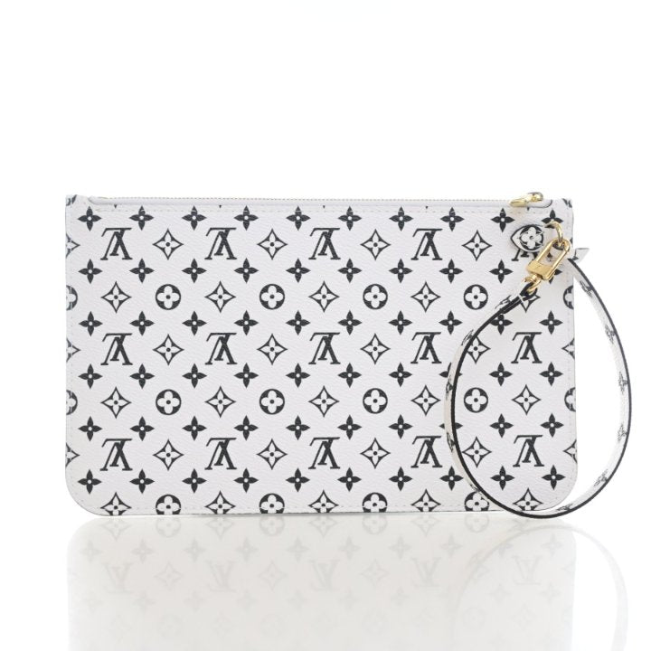 Louis Vuitton Monogram Giant Neverfull Pochette, photo 9 of 12