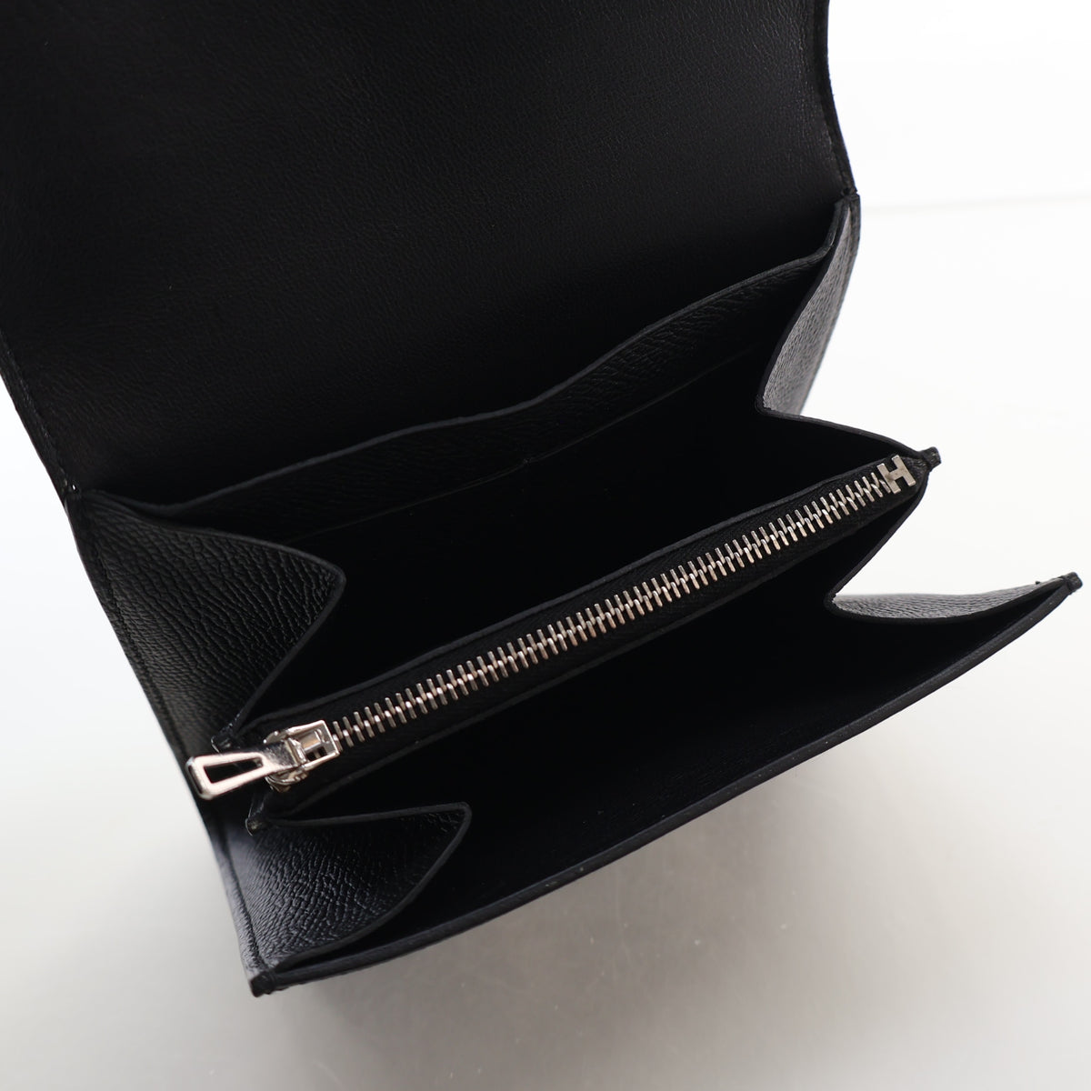 Pre-Owned Hermès Constance Noir Epsom Leather Slim Wallet, open interior with lining, photo 15 of 19