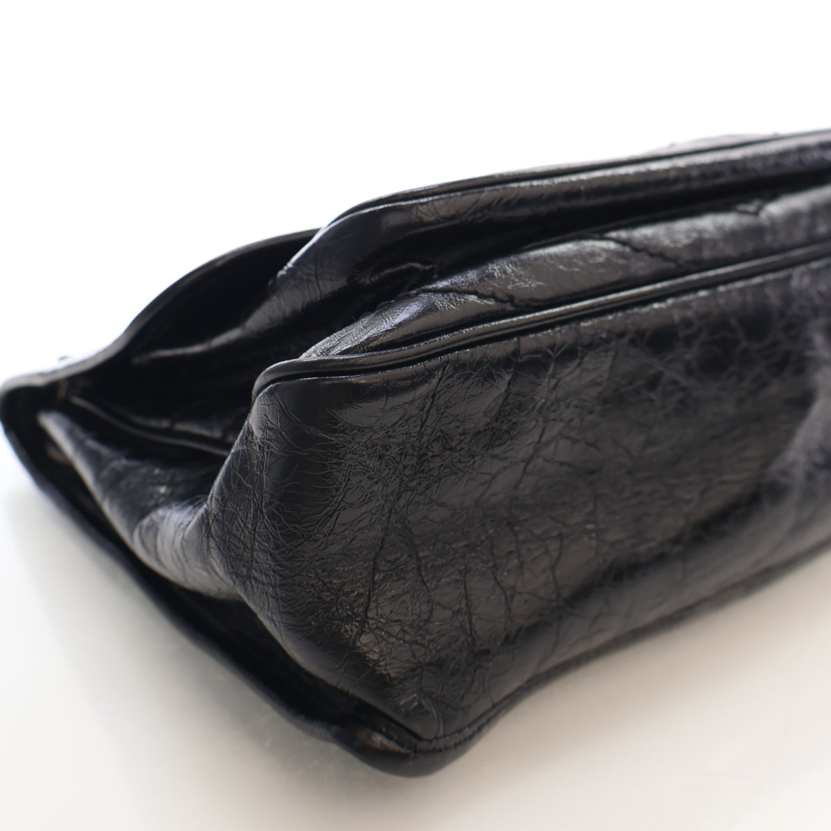 Saint Laurent Medium Calfskin Niki Shoulder Bag, photo 6 of 17