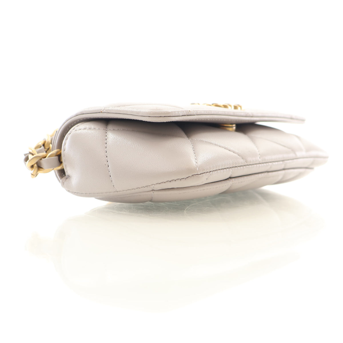 Pre-Owned Chanel Sunglasses Lambskin Case On Chain, side profile