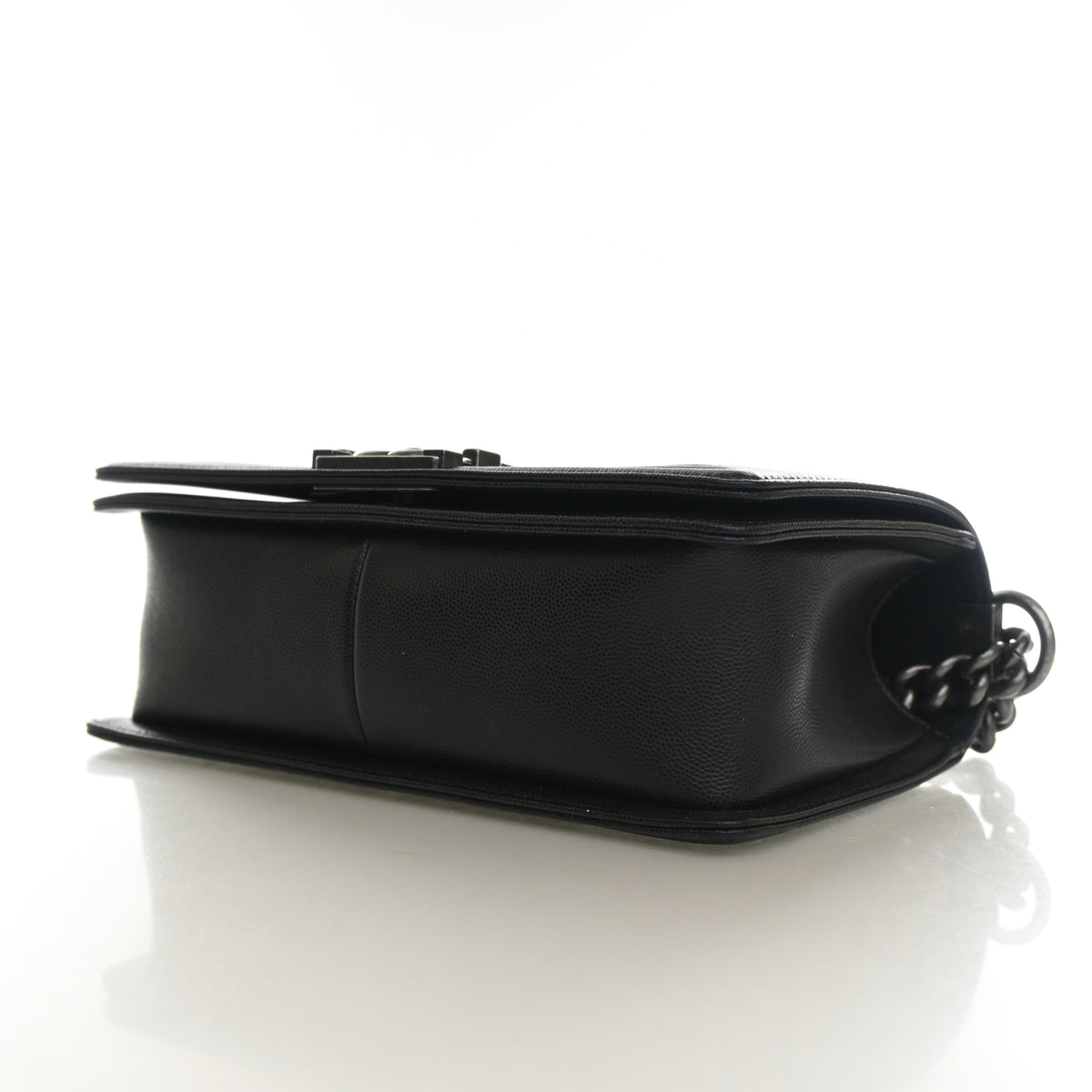Pre-Owned Chanel Boy Bag Medium Caviar Leather, side profile, photo 6 of 13